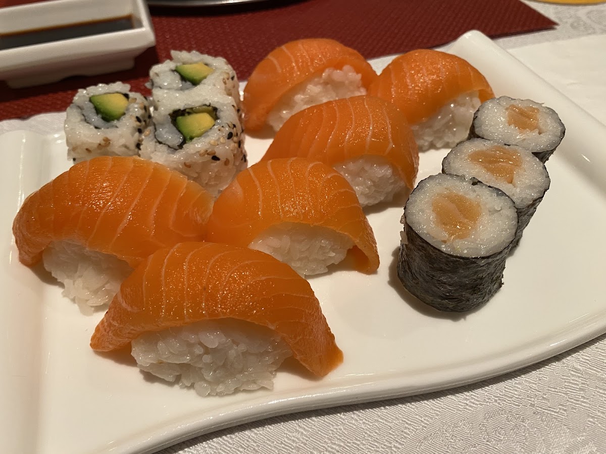 China Restaurant Neu Lucky Photos 2